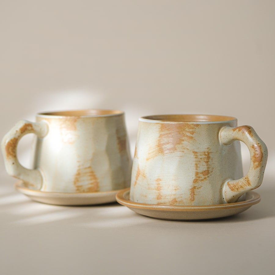 "Fleur" Mugs with Saucers