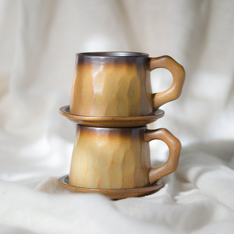 "Fleur" Mugs with Saucers