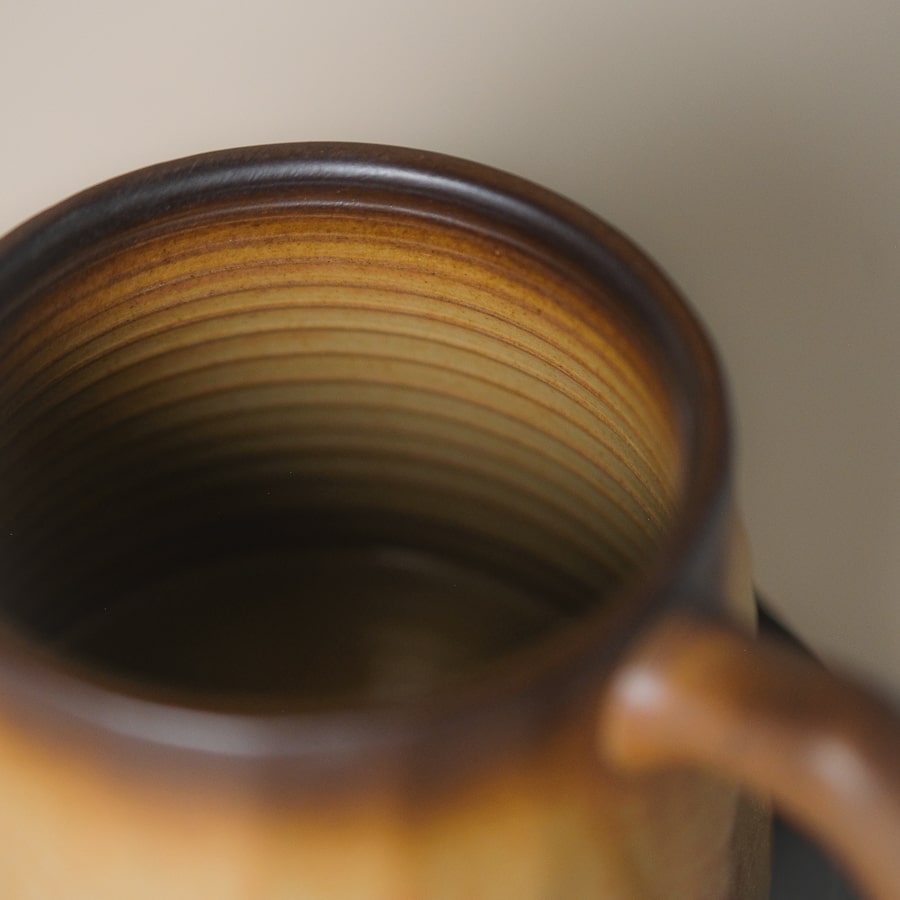 "Fleur" Mugs with Saucers