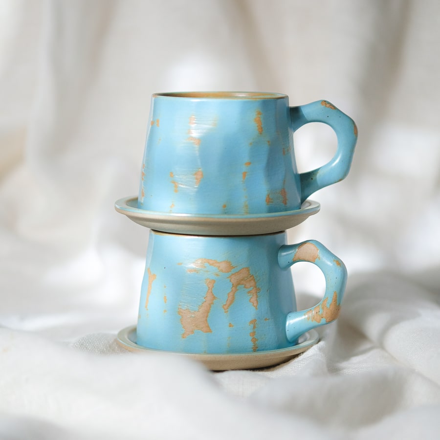 "Fleur" Mugs with Saucers