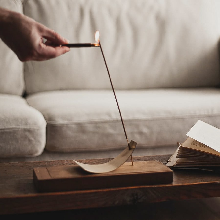 "Ukiyo" Brass Incense Holder